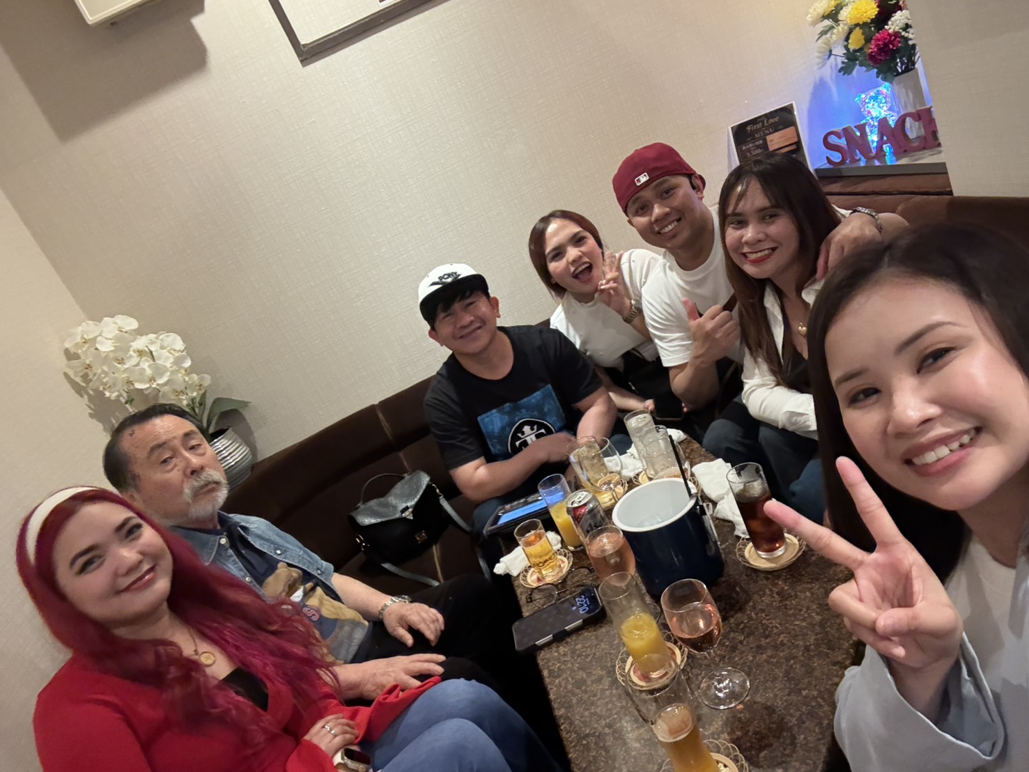 宮崎出張・観光の夜に！お一人様でも安心して楽しめる癒やしのスナック
